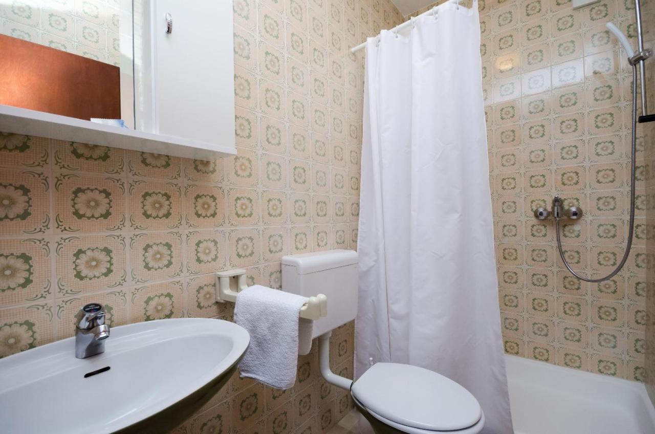 Apartments Marija & Lino ロパール エクステリア 写真