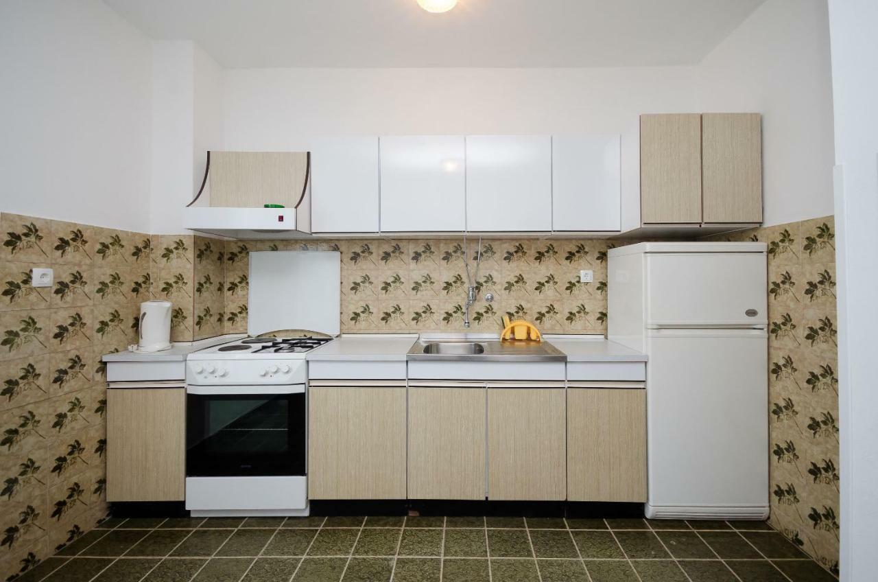 Apartments Marija & Lino ロパール エクステリア 写真